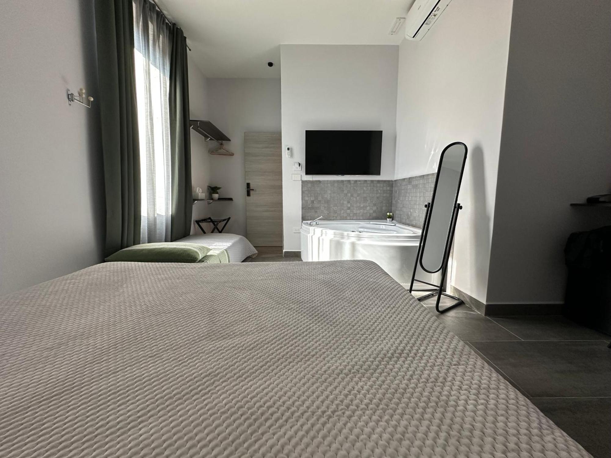Zeta Boutique Hotell Caserta Eksteriør bilde